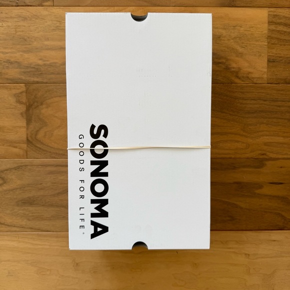 Brand New Women’s Brown Ankle Boots, Size 8, New in Box, NWT - Picture 3 of 3